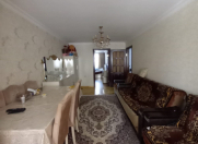 Satılır 3 otaqlı 80 m2 köhnə tikili Qara Qarayev m.