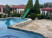 İcarəyə verilir 7 otaqlı 240 m2 bağ evi Novxanı