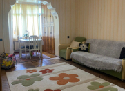 Satılır 3 otaqlı 70 m2 köhnə tikili Neftçilər m.