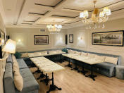 Satılır 13 otaqlı 400 m2 köhnə tikili Ayna Sultanova heykəli