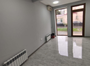 Satılır 2 otaqlı 40 m2 obyekt Bakı Dövlət Universiteti