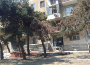 Satılır 1 otaqlı 32 m2 köhnə tikili Elmlər Akademiyası m.