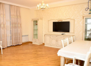 İcarəyə verilir 3 otaqlı 135 m2 yeni tikili Ağ şəhər