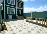 Satılır 4 otaqlı 160 m2 həyət evi Binəqədi r.