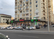 Satılır 4 otaqlı 180 m2 yeni tikili 8 Noyabr m.
