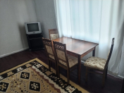 İcarəyə verilir 2 otaqlı 68 m2 həyət evi 8 Noyabr m.