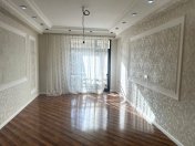 Satılır 3 otaqlı 146 m2 yeni tikili Qara Qarayev m.