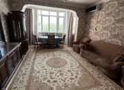 Satılır 3 otaqlı 100 m2 yeni tikili 28 May m.