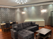 Satılır 4 otaqlı 144 m2 yeni tikili 8 mkr