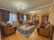 Satılır 4 otaqlı 120 m2 köhnə tikili Nəsimi m.