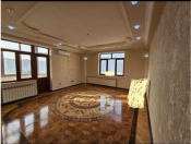 Satılır 3 otaqlı 135 m2 yeni tikili Yeni Yasamal