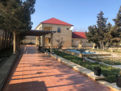 İcarəyə verilir 5 otaqlı 400 m2 bağ evi Novxanı