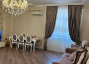 Satılır 2 otaqlı 97 m2 yeni tikili İnşaatçılar m.