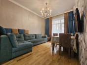 Satılır 2 otaqlı 50 m2 yeni tikili İnşaatçılar m.