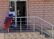 İcarəyə verilir 3 otaqlı 30 m2 obyekt Montin