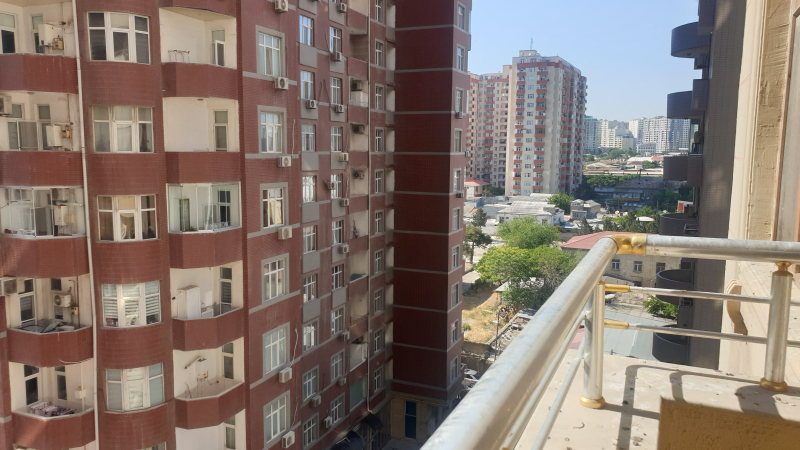 Satılır 3 otaqlı 175 m2 yeni tikili Sevgi parkı