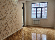 Satılır 3 otaqlı 100 m2 yeni tikili 3 mkr