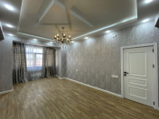 Satılır 3 otaqlı 133 m2 yeni tikili 8 km