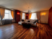 Satılır 4 otaqlı 200 m2 yeni tikili Altes Plaza