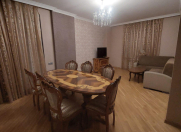 İcarəyə verilir 3 otaqlı 120 m2 yeni tikili Elmlər Akademiyası m.