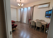 Satılır 3 otaqlı 85 m2 yeni tikili İnşaatçılar m.