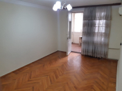 Satılır 2 otaqlı 45 m2 köhnə tikili Nəriman Nərimanov m.