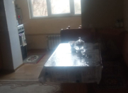 Satılır 3 otaqlı 80 m2 köhnə tikili 8 km