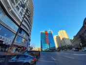 Satılır 4 otaqlı 196 m2 yeni tikili Azərbaycan Dillər Universiteti