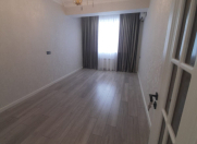 Satılır 2 otaqlı 50 m2 yeni tikili İnşaatçılar m.