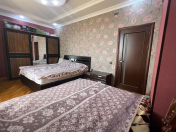 Satılır 2 otaqlı 80 m2 yeni tikili İnşaatçılar m.