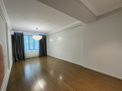 Satılır 4 otaqlı 125 m2 yeni tikili Gənclik m.