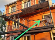 İcarəyə verilir 2 otaqlı 90 m2 həyət evi Şəki