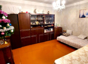 Satılır 3 otaqlı 70 m2 köhnə tikili Qara Qarayev m.