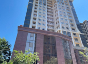 Satılır 2 otaqlı 93 m2 yeni tikili 28 May m.