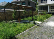 İcarəyə verilir 6 otaqlı 190 m2 həyət evi Qax