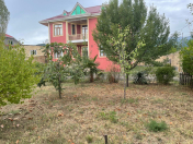 Satılır 7 otaqlı 180 m2 bağ evi Oğuz
