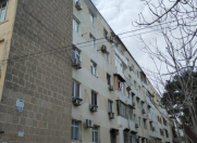 Satılır 3 otaqlı 90 m2 köhnə tikili Badamdar