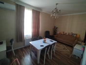 Satılır 2 otaqlı 60 m2 yeni tikili İnşaatçılar m.