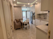 Satılır 4 otaqlı 100 m2 yeni tikili Gənclik m.
