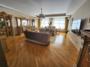 Satılır 5 otaqlı 240 m2 yeni tikili 28 May m.