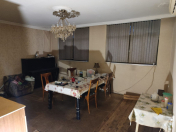 Satılır 4 otaqlı 110 m2 köhnə tikili Nəsimi m.