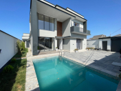 İcarəyə verilir 5 otaqlı 220 m2 bağ evi Mərdəkan