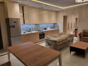 İcarəyə verilir 3 otaqlı 117 m2 yeni tikili Səməd Vurğun parkı