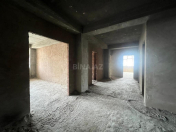 Satılır 5 otaqlı 212 m2 yeni tikili 8 mkr