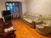 İcarəyə verilir 3 otaqlı 90 m2 köhnə tikili Bakıxanov