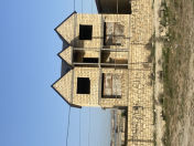 Satılır 10 otaqlı 365 m2 həyət evi Masazır