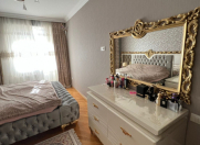 Satılır 3 otaqlı 135 m2 yeni tikili Yasamal r.