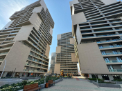 Satılır 3 otaqlı 200 m2 yeni tikili 8 Noyabr m.