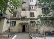 Satılır 1 otaqlı 30 m2 köhnə tikili Yasamal r.