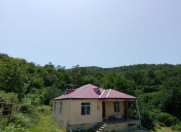 İcarəyə verilir 3 otaqlı 80 m2 həyət evi Göygöl